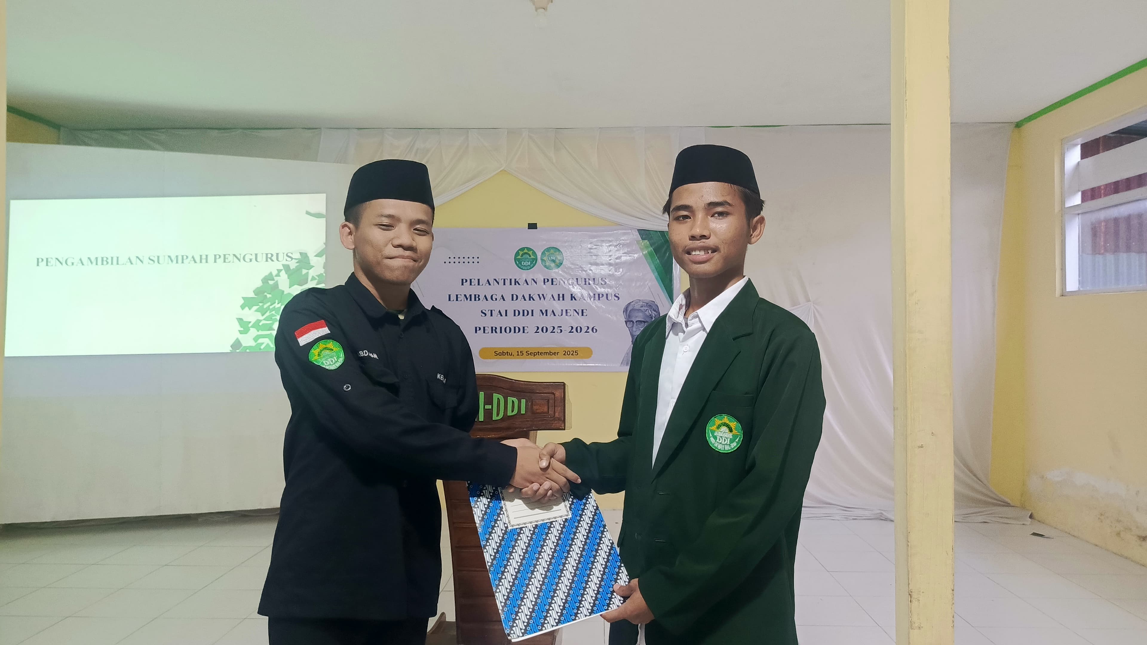 SIPA, RESMI DIKUKUHKAN SEBAGAI KETUA LEMBAGA DAKWAH KAMPUS STAI DDI MAJENE.